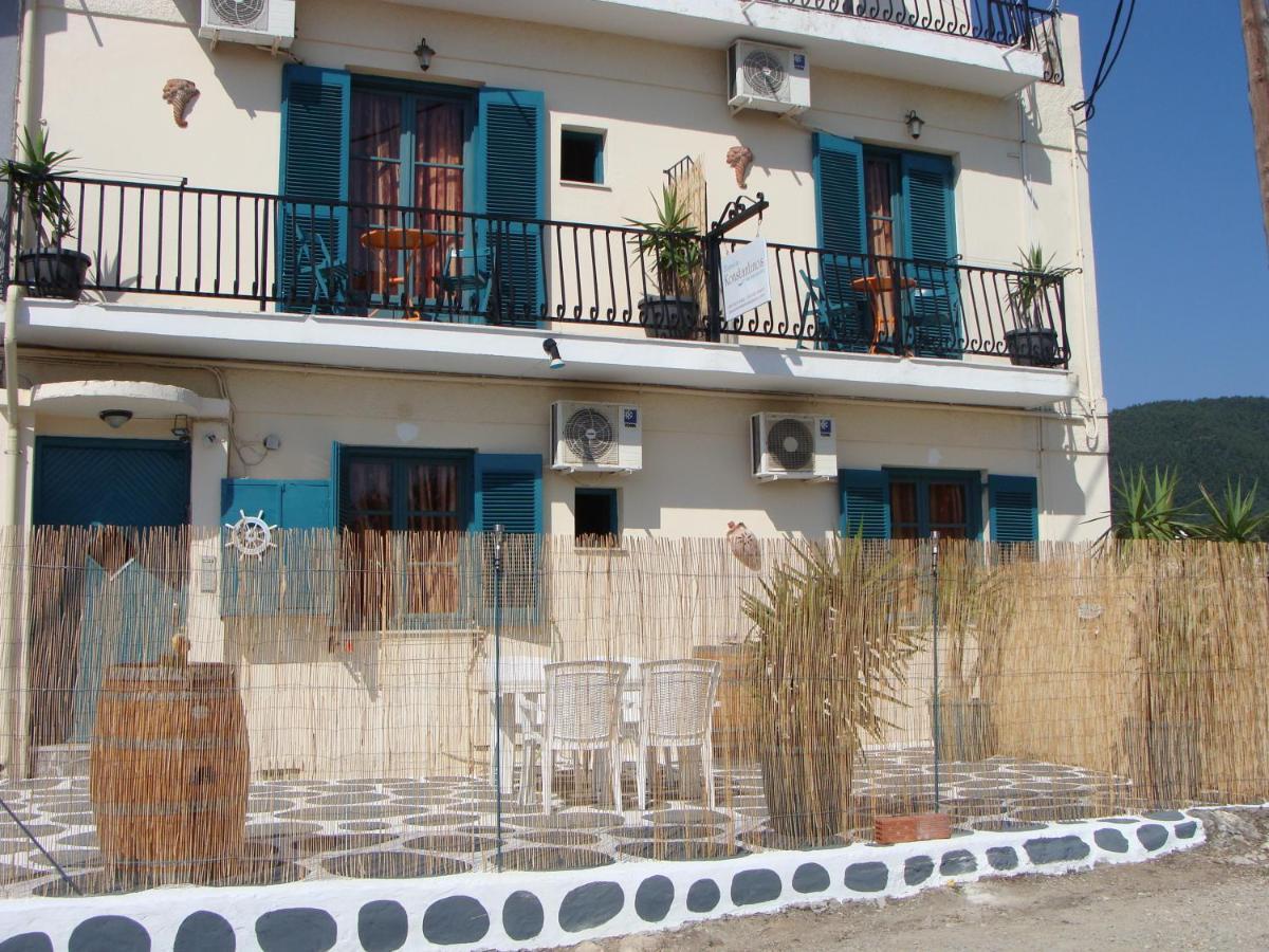 斯基亚索斯镇Pansion Konstantinos公寓式酒店 外观 照片